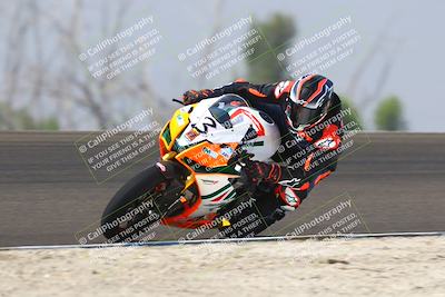 media/Sep-20-2025-TrackDaz (Sat) [[27f0cde673]]/A Group/11am (Turn 2)/